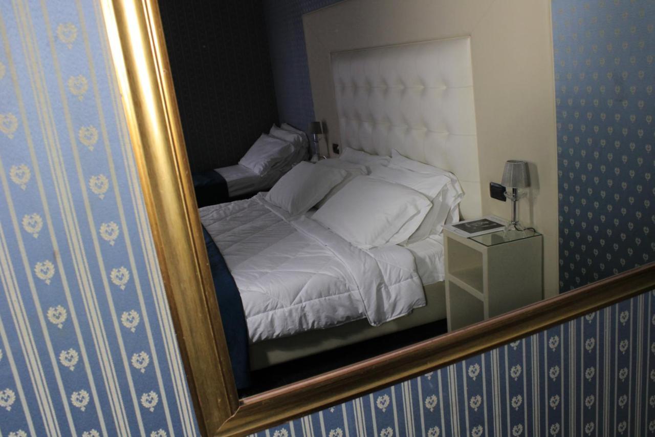 Guiren Dal 1959 Hotel Наполи Екстериор снимка