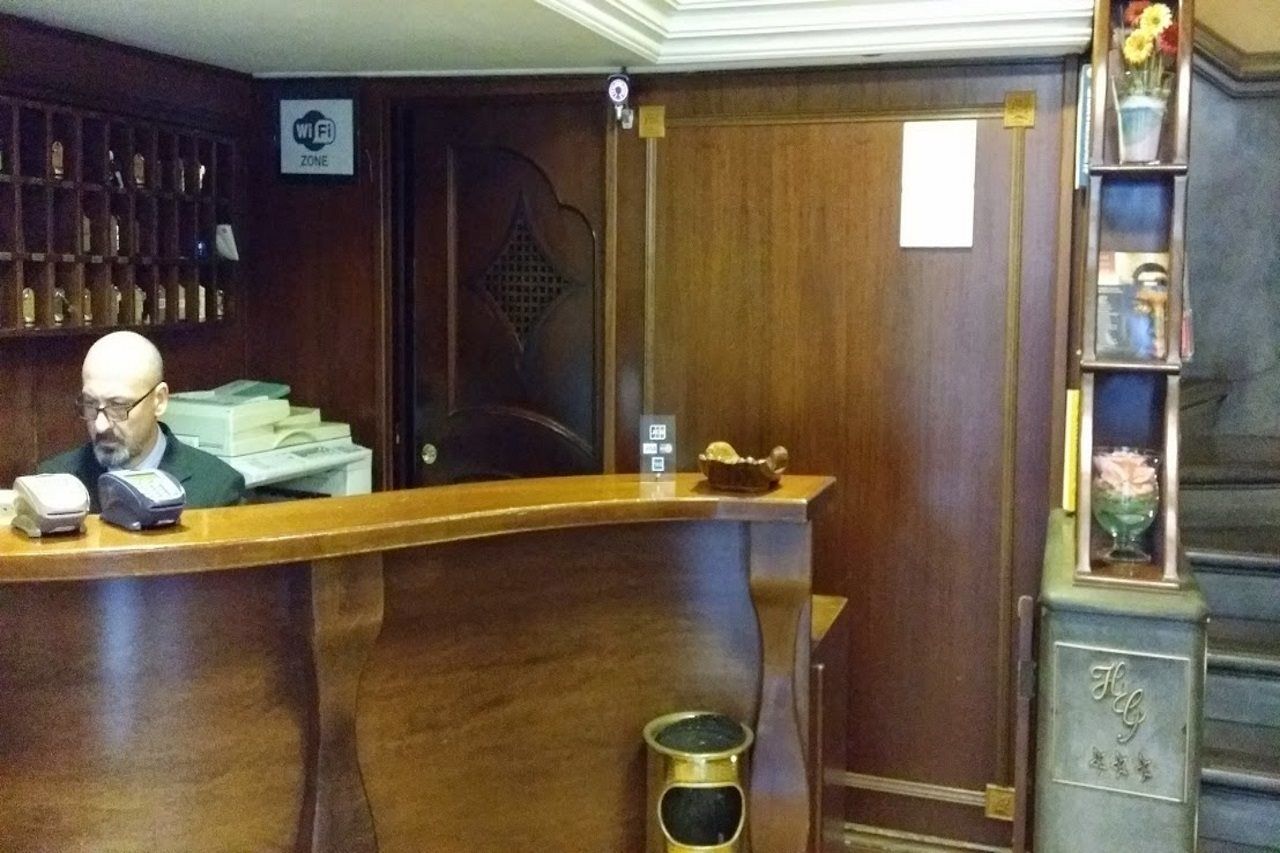 Guiren Dal 1959 Hotel Наполи Екстериор снимка